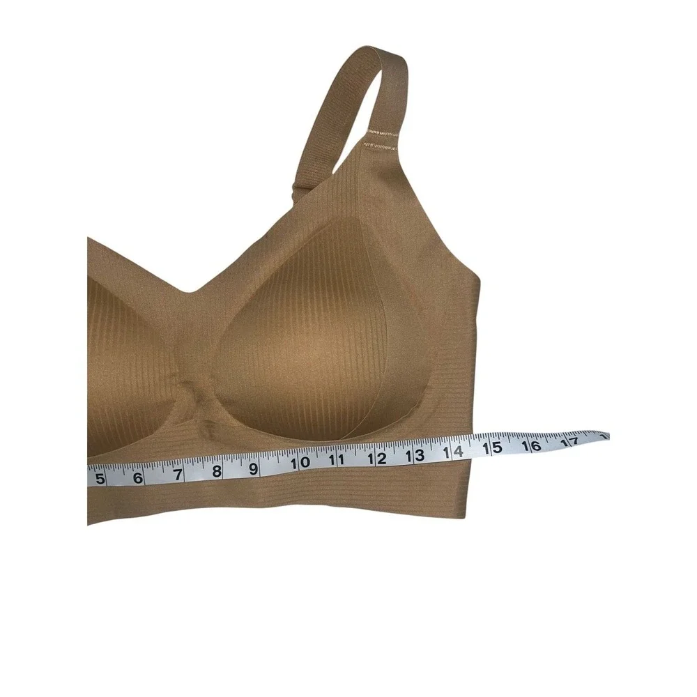 197.-   NEW Beige Plus Size Full Coverage Seamless Push Up Jelly Bra BODCURVE